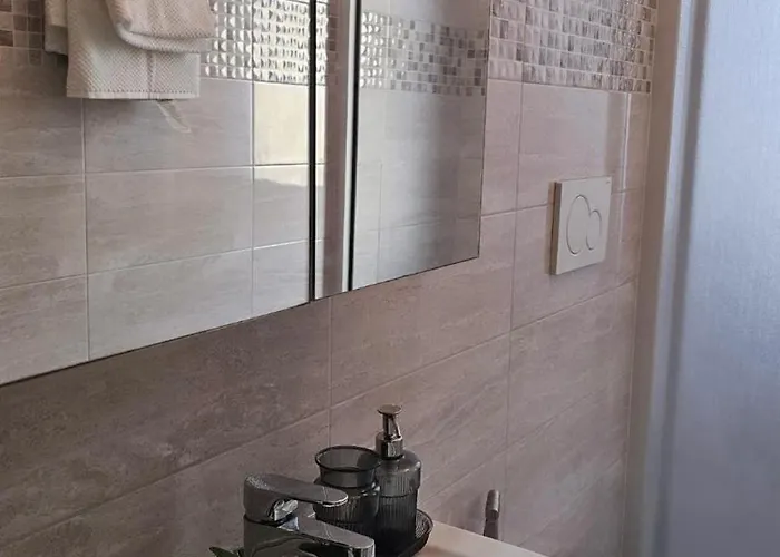 Liam House Апартаменты Отранто